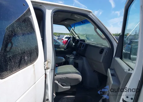 2010 Ford Econoline Xl/Xlt из США, поврежденный, VIN 1FBSS3BLXADA74410